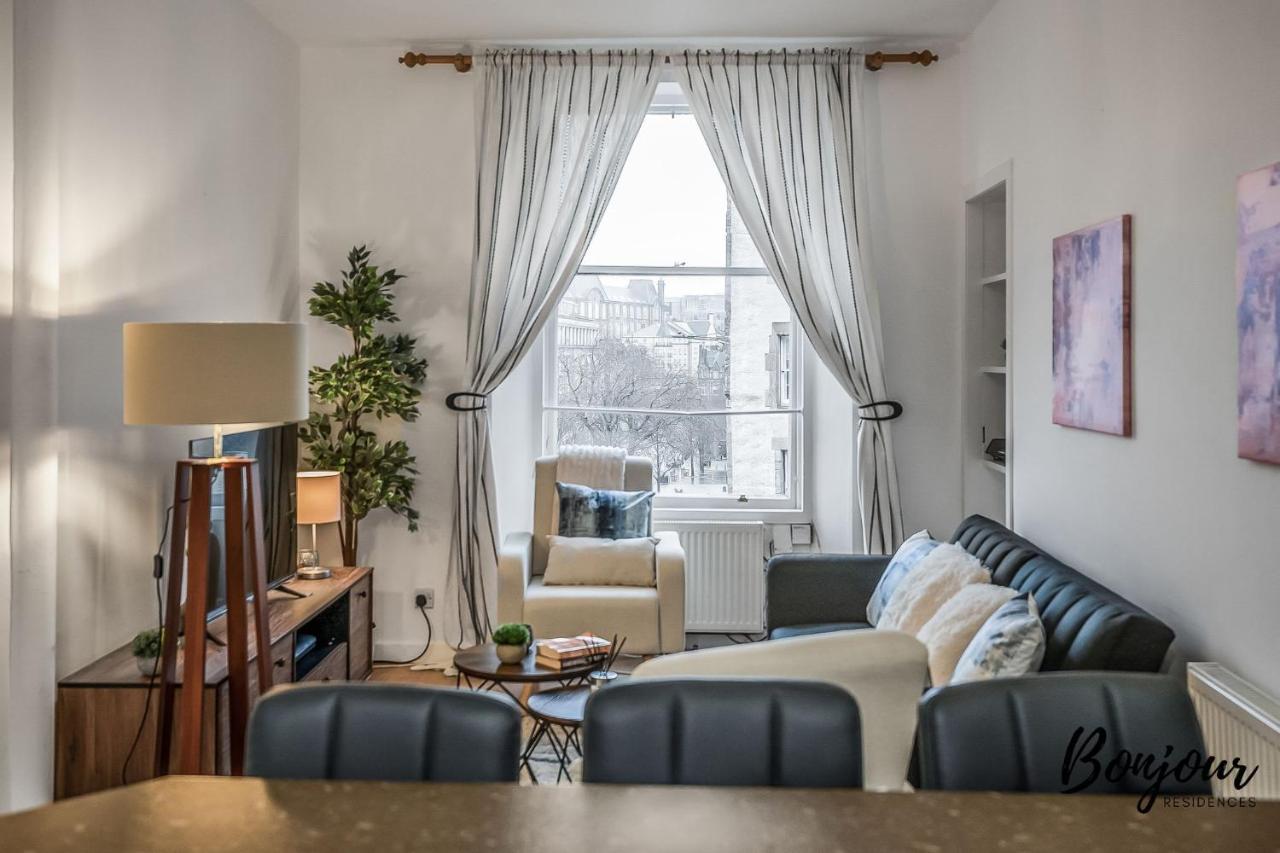 Cosy Grassmarket 2Br-1Ba - Newly Decorated! By Bonjour Residences Edinburgh Buitenkant foto
