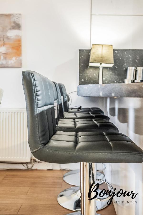 Cosy Grassmarket 2Br-1Ba - Newly Decorated! By Bonjour Residences Edinburgh Buitenkant foto