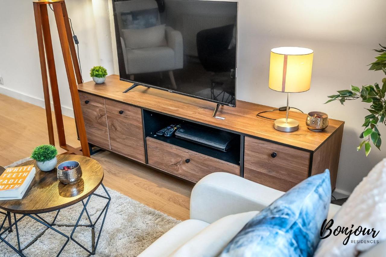 Cosy Grassmarket 2Br-1Ba - Newly Decorated! By Bonjour Residences Edinburgh Buitenkant foto