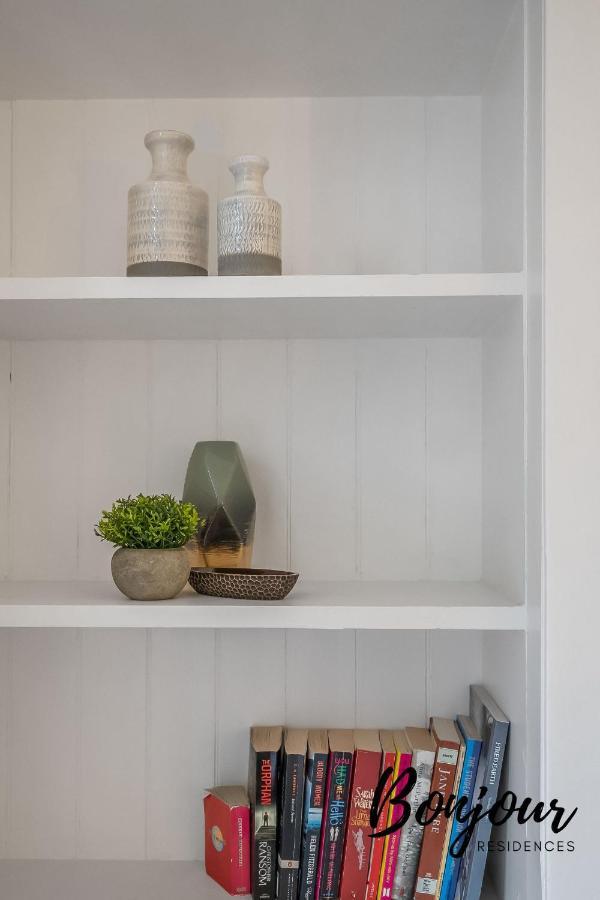 Cosy Grassmarket 2Br-1Ba - Newly Decorated! By Bonjour Residences Edinburgh Buitenkant foto